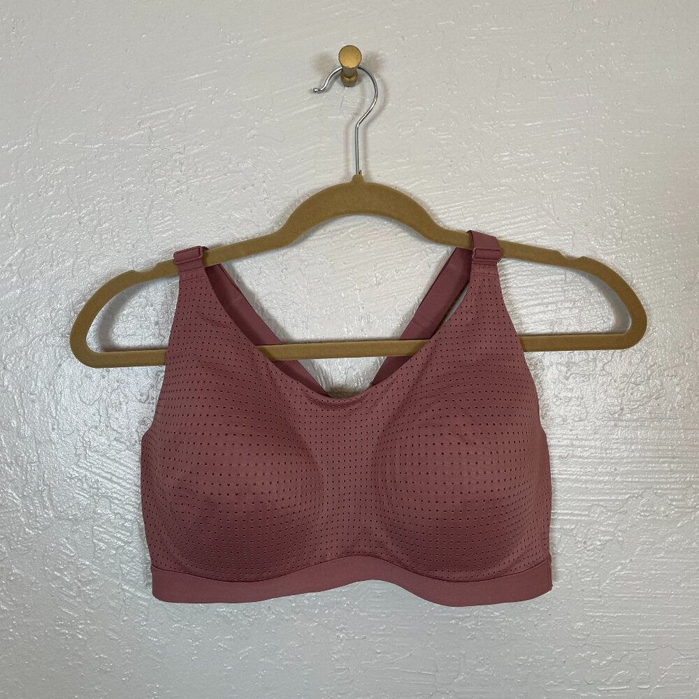 Victorias Secret Women 38C Mauve Pink Lightweight Sports Bra Perforated Padded